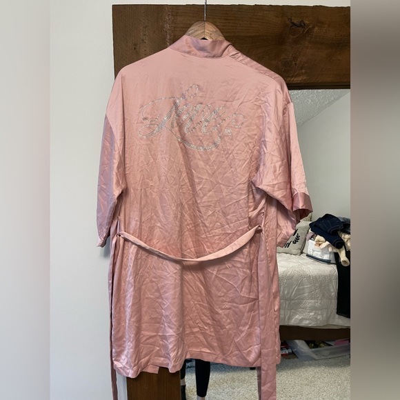 Victoria Secret Robe - Picture 2 of 4